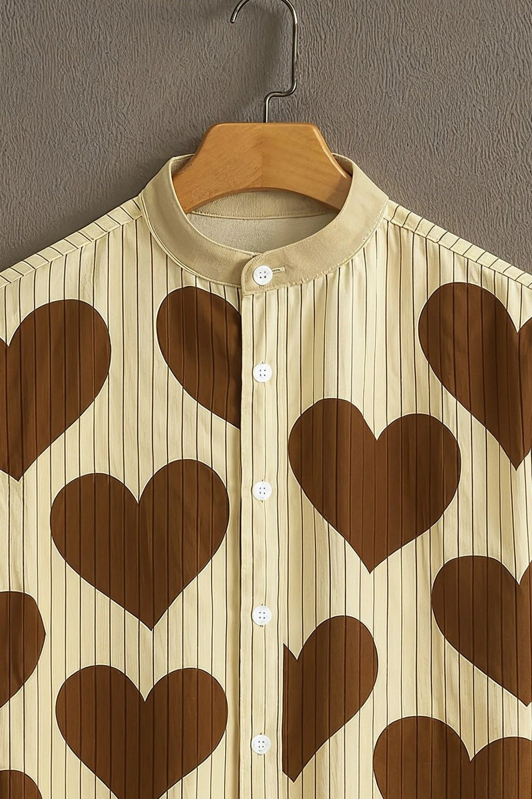 SharpShirt™ Heartbeat Love Print Shirt