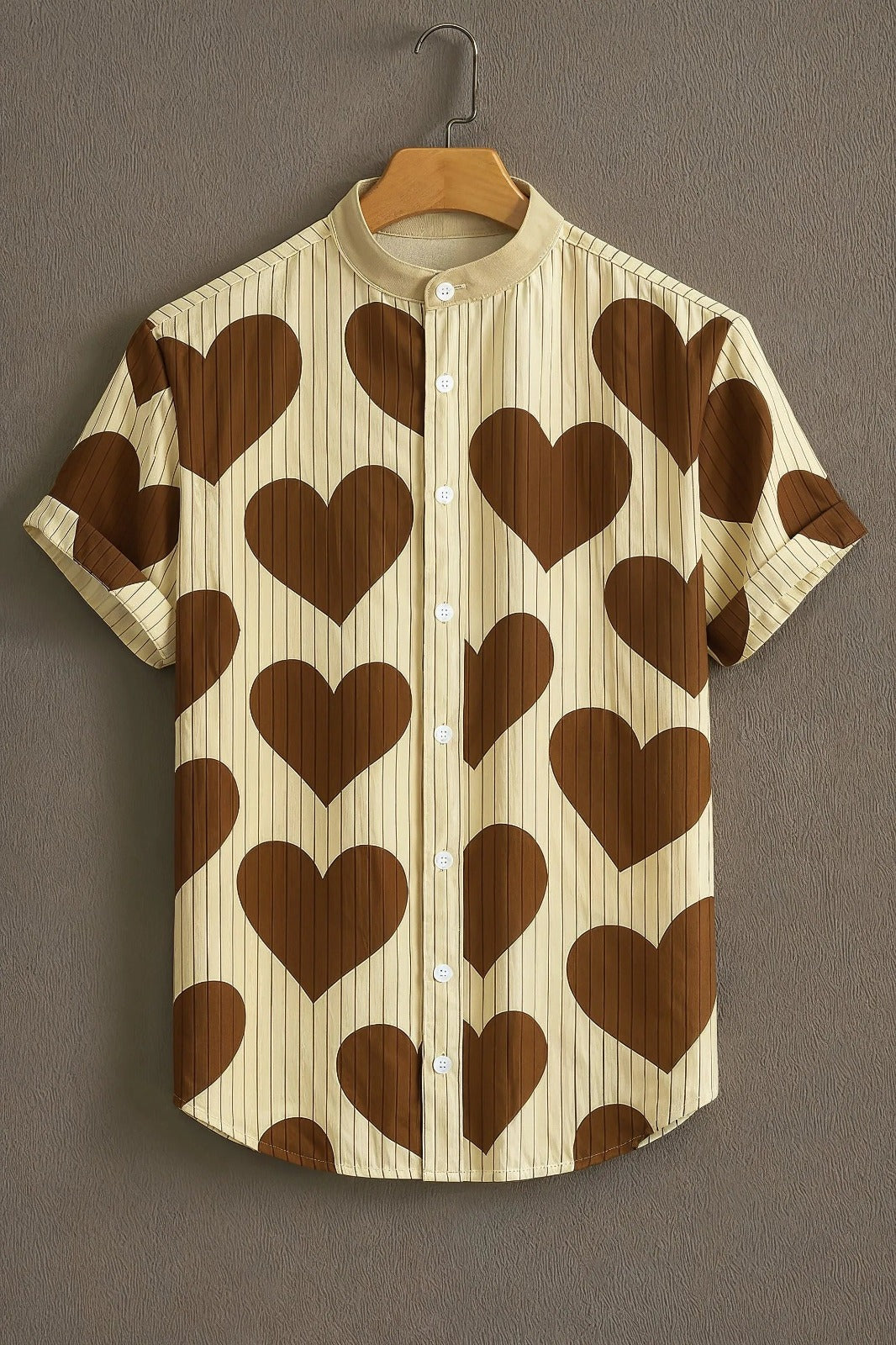 SharpShirt™ Heartbeat Love Print Shirt